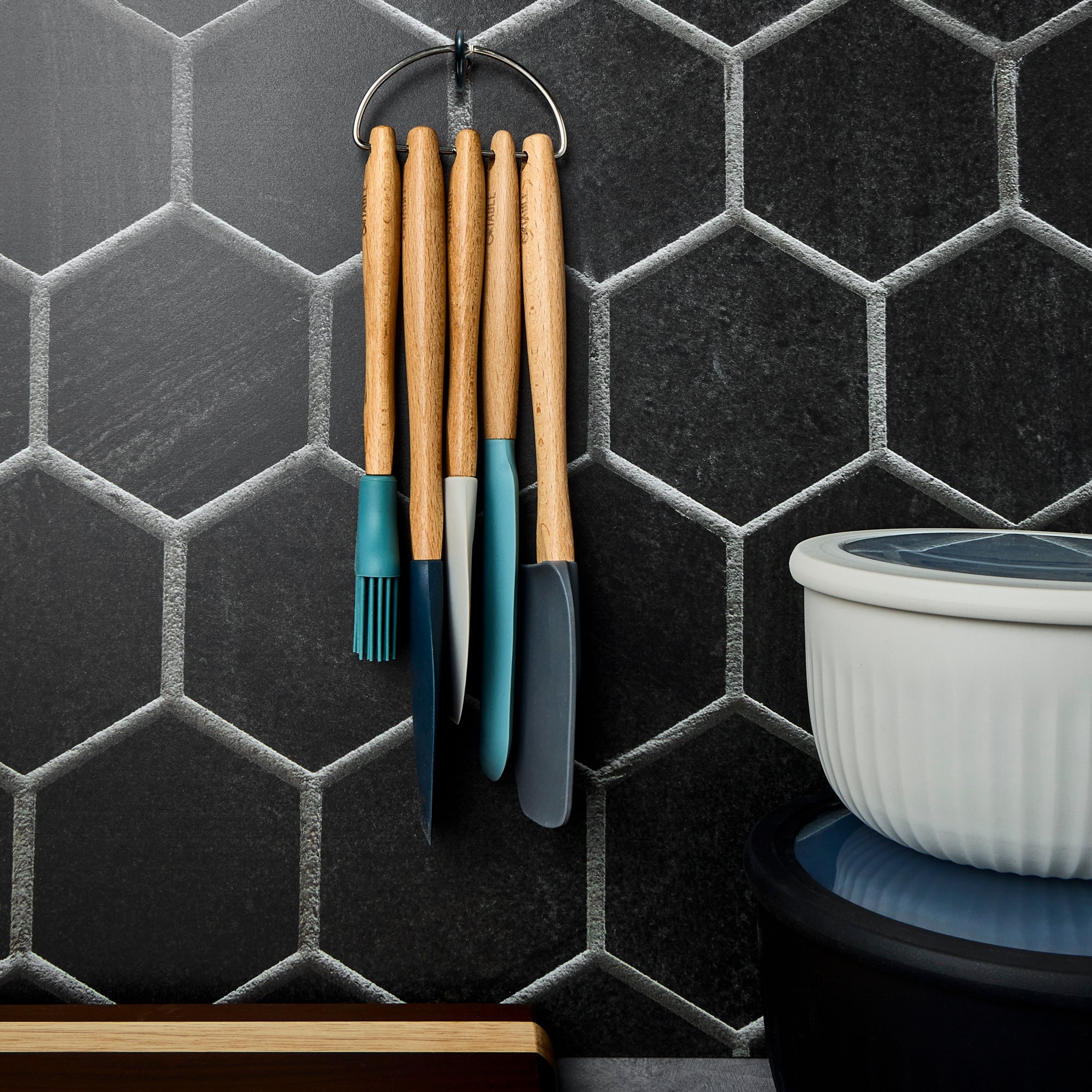 5-Piece Silicone Utensil Set with Beechwood Handles – Thyme&Table