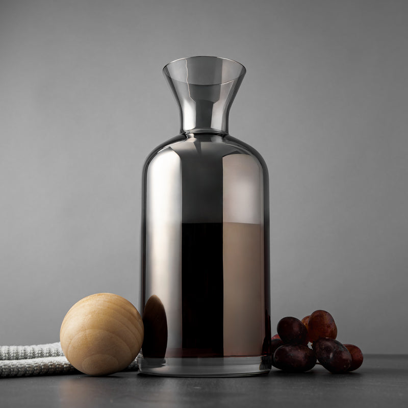 Carafe with Rubber Wood Stopper