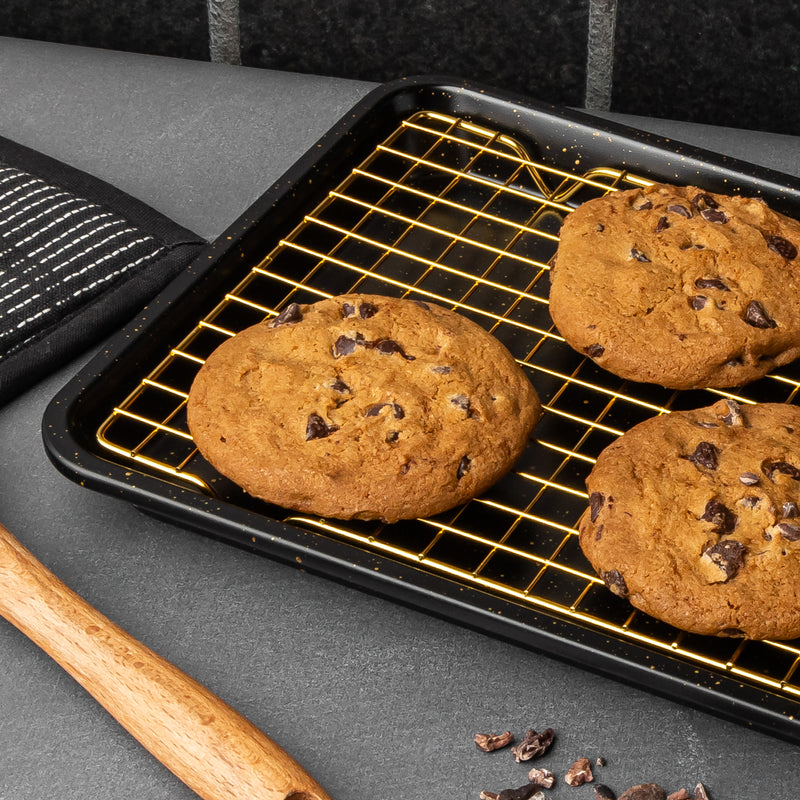 Non-Stick Baking Sheet with Multi-Use Cooling Rack