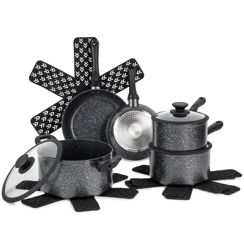 Thyme & Table 32-Piece Cookware & Bakeware Nonstick Set, Sand